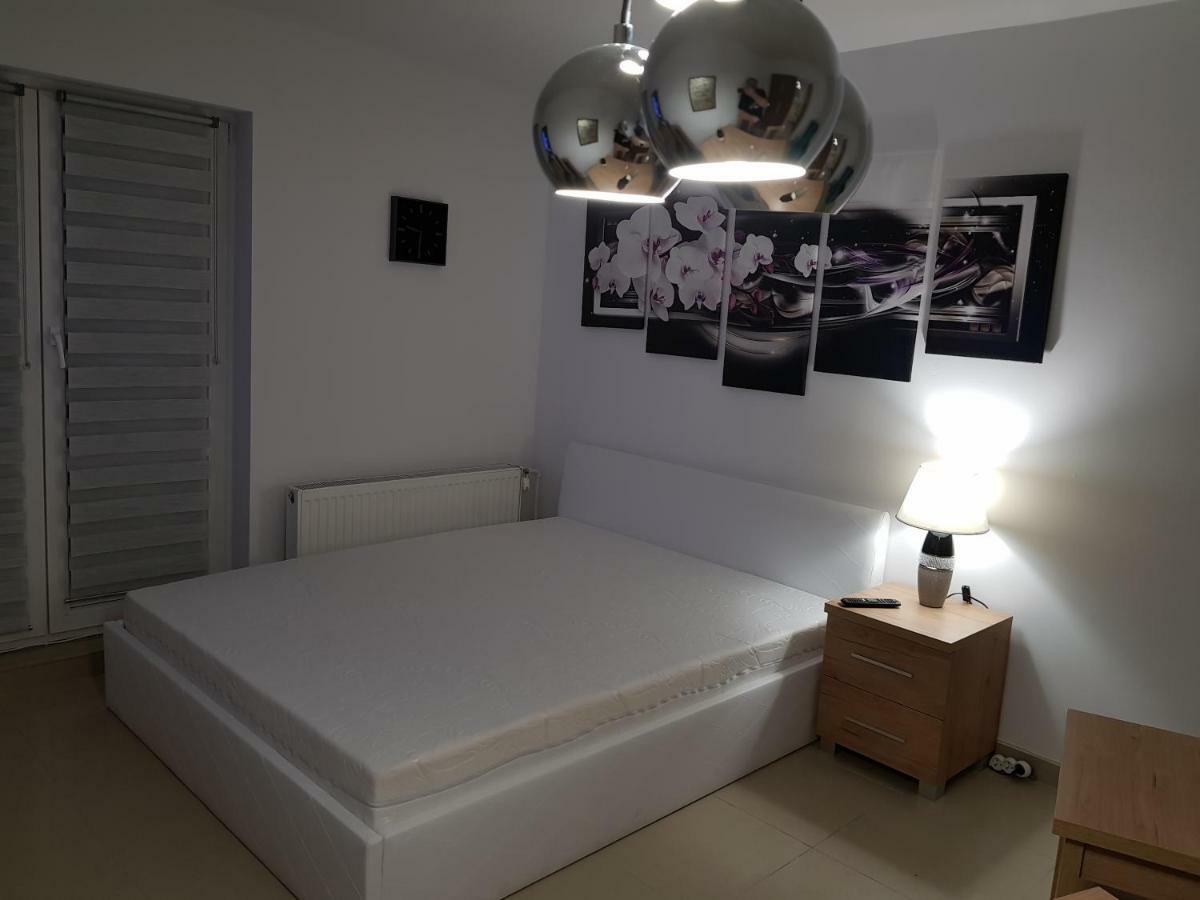 Apartamenty Rest Studio Self Check-In 24H Bytom Zewnętrze zdjęcie