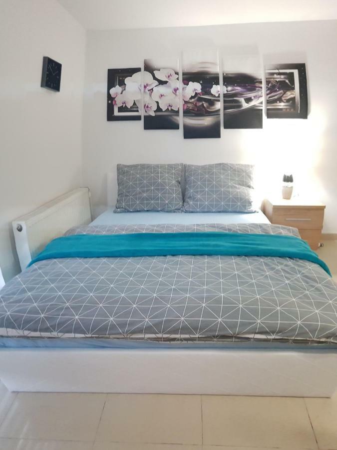 Apartamenty Rest Studio Self Check-In 24H Bytom Zewnętrze zdjęcie